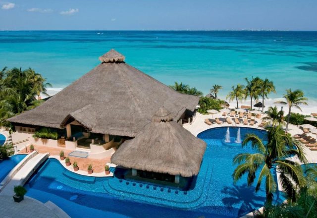 Grand Fiesta Americana Coral Beach Cancun swimming pool sea view