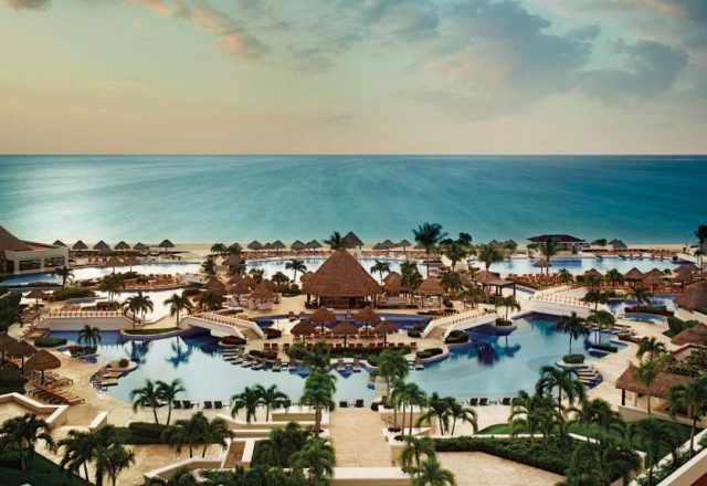 Moon Palace Cancun romantic hotel for couples