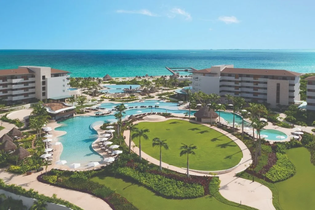 Expansive tropical pool complex and landscaped gardens overlooking the Caribbean Sea, Dreams Playa Mujeres Golf & Spa Resort, Cancun